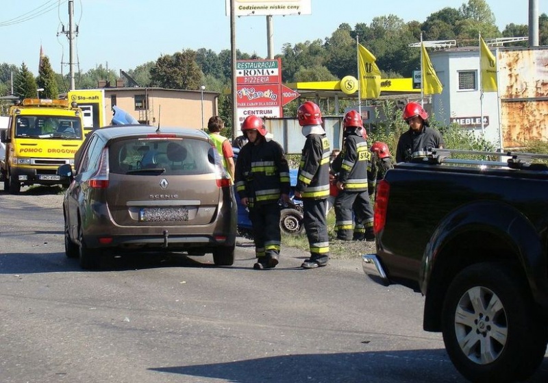Zdjęcie w galerii na portalu naszwodzislaw.com: Poważny wypadek na ulicy Marklowickiej wiadomości z regionu