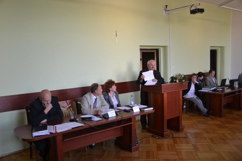 Zdjęcie w galerii na portalu naszwodzislaw.com: Najwybitniejsi uczniowie nagrodzeni wiadomości z regionu