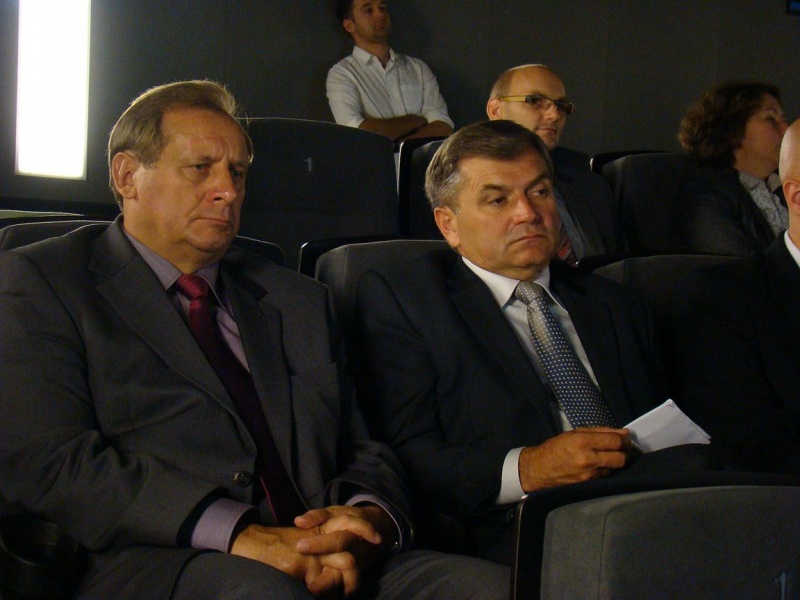 Zdjęcie w galerii na portalu naszwodzislaw.com: IUG: Duży może więcej wiadomości z regionu