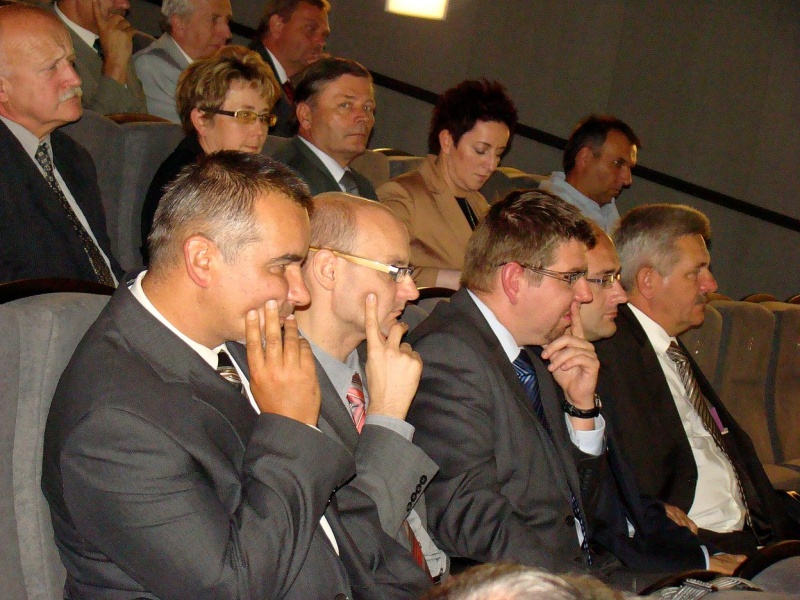 Zdjęcie w galerii na portalu naszwodzislaw.com: IUG: Duży może więcej wiadomości z regionu