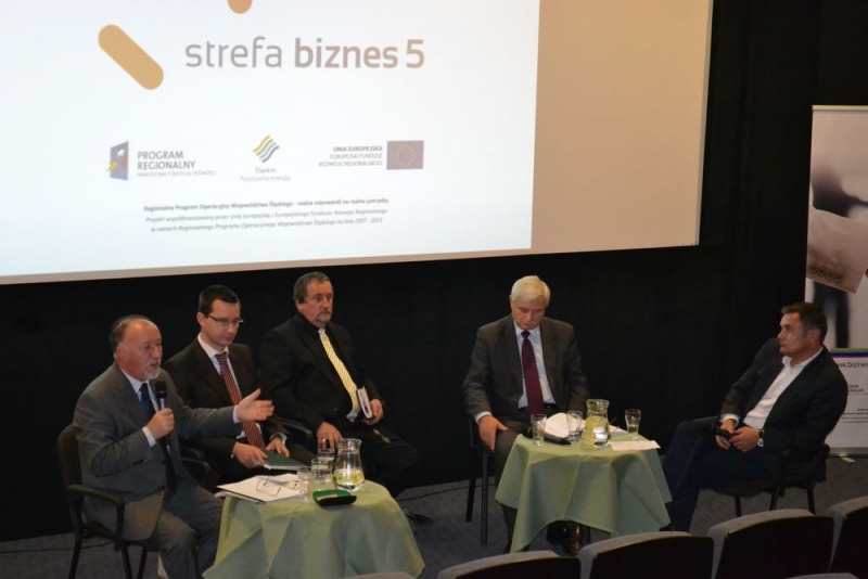 Zdjęcie w galerii na portalu naszwodzislaw.com: IUG: Duży może więcej wiadomości z regionu