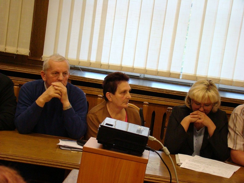 Zdjęcie w galerii na portalu naszwodzislaw.com: Nasze domy się rozlecą! wiadomości z regionu