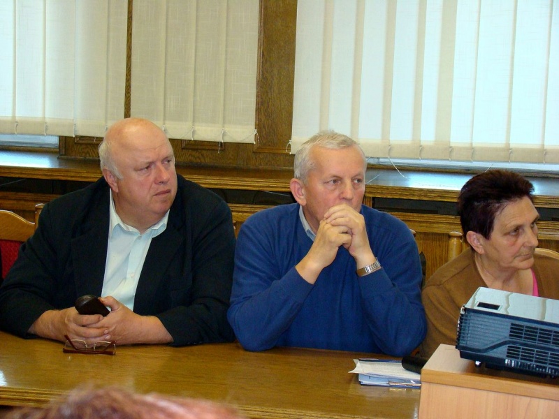 Zdjęcie w galerii na portalu naszwodzislaw.com: Nasze domy się rozlecą! wiadomości z regionu