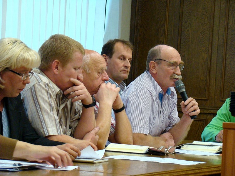 Zdjęcie w galerii na portalu naszwodzislaw.com: Nasze domy się rozlecą! wiadomości z regionu