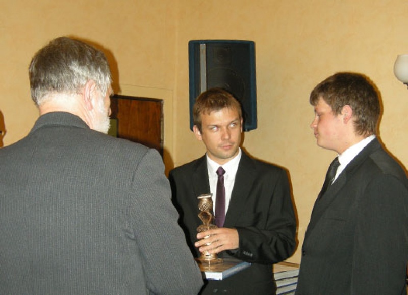 Zdjęcie w galerii na portalu naszwodzislaw.com: Technik Absolwent 2011 wiadomości z regionu