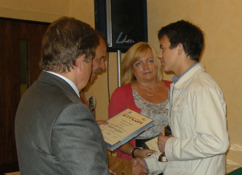 Zdjęcie w galerii na portalu naszwodzislaw.com: Technik Absolwent 2011 wiadomości z regionu