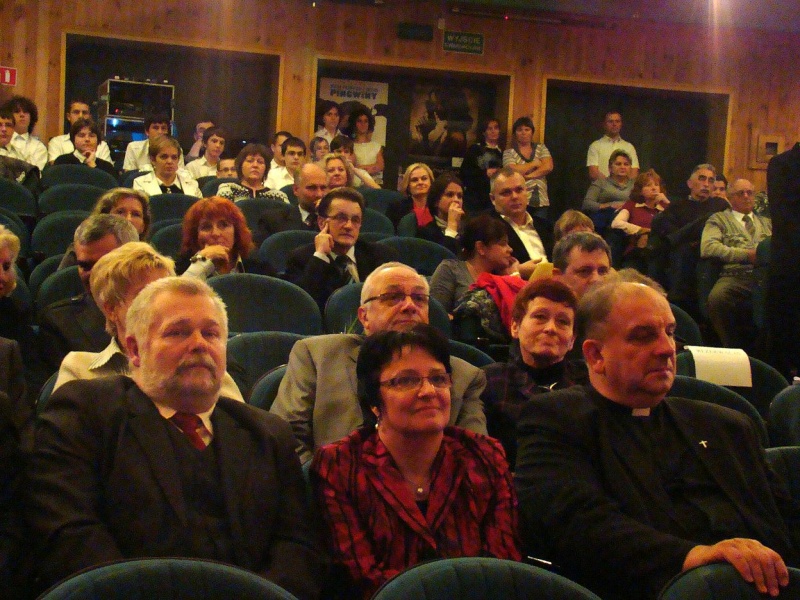 Zdjęcie w galerii na portalu naszwodzislaw.com: Belfrowie świętowali już dziś wiadomości z regionu