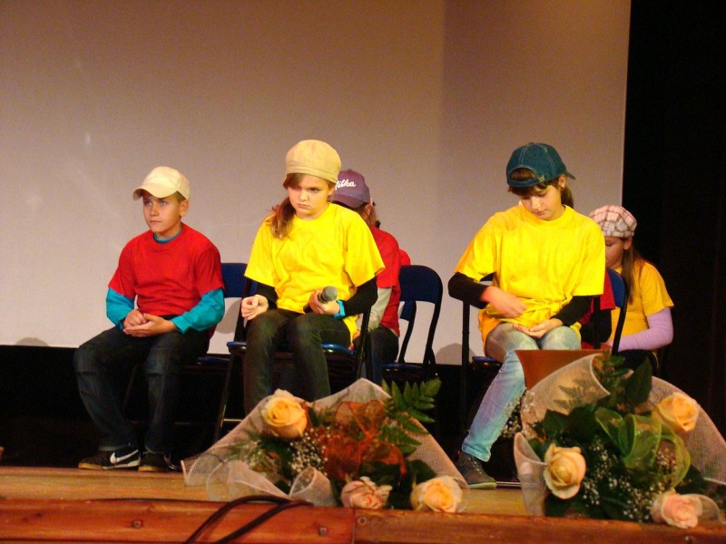 Zdjęcie w galerii na portalu naszwodzislaw.com: Belfrowie świętowali już dziś wiadomości z regionu