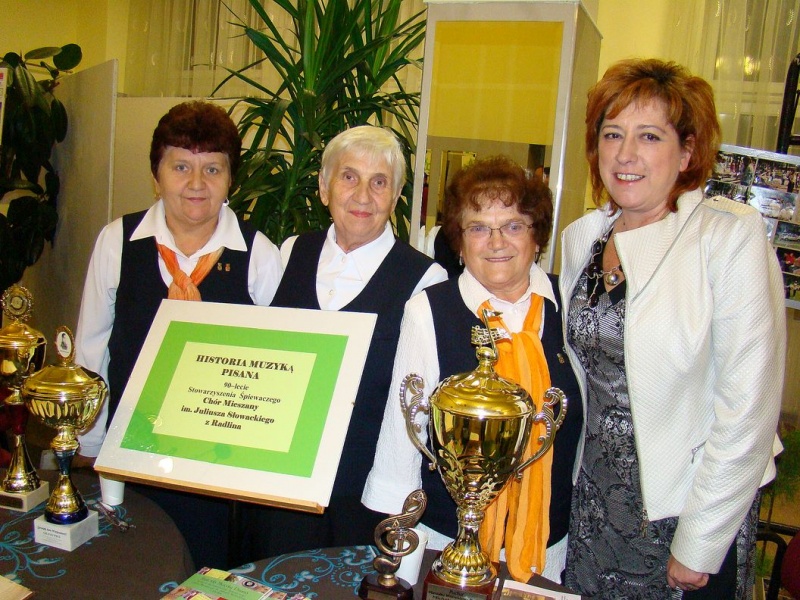 Zdjęcie w galerii na portalu naszwodzislaw.com: Stowarzyszeń ci u nas dostatek wiadomości z regionu