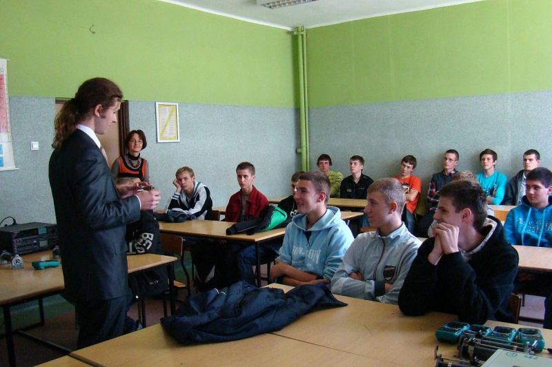 Zdjęcie w galerii na portalu naszwodzislaw.com: Żeby wybór nie był dziełem przypadku wiadomości z regionu