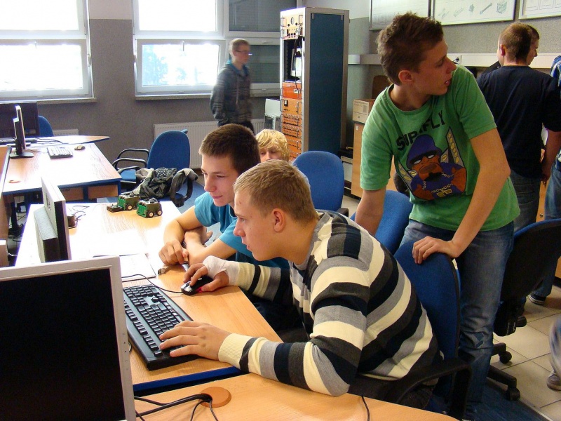 Zdjęcie w galerii na portalu naszwodzislaw.com: Żeby wybór nie był dziełem przypadku wiadomości z regionu