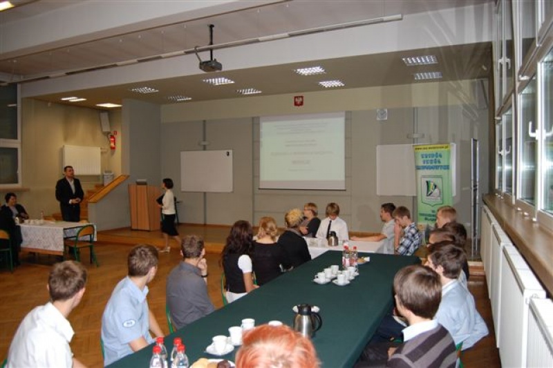 Zdjęcie w galerii na portalu naszwodzislaw.com: Rozmowy o sprawach ważnych: mediacje wiadomości z regionu