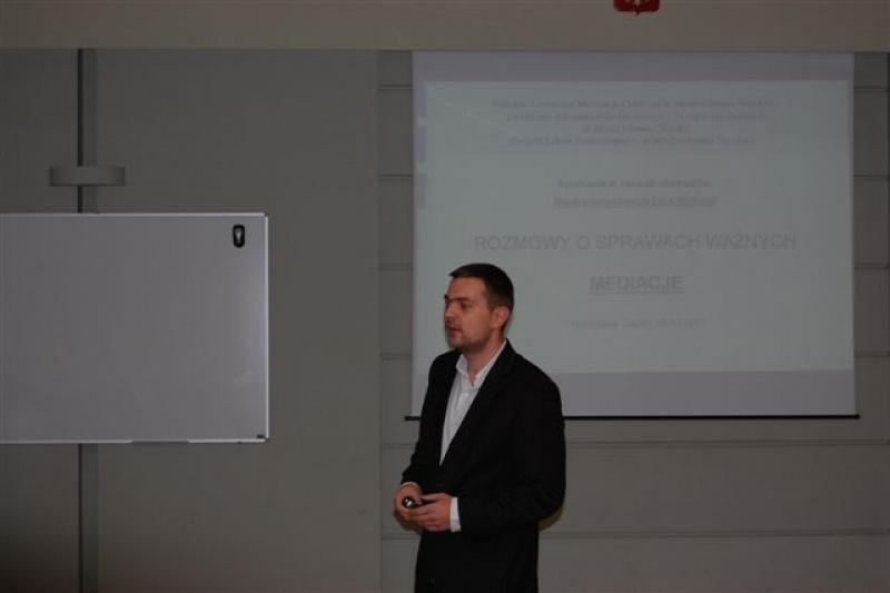 Zdjęcie w galerii na portalu naszwodzislaw.com: Rozmowy o sprawach ważnych: mediacje wiadomości z regionu