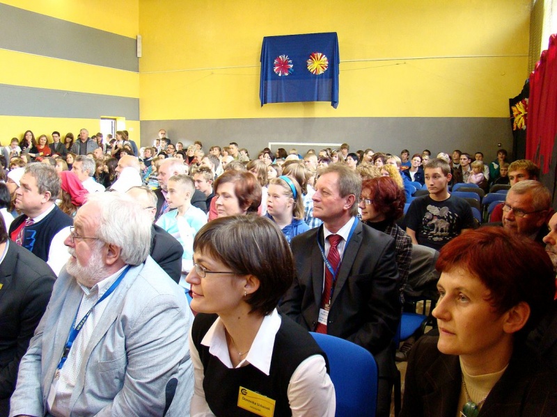 Zdjęcie w galerii na portalu naszwodzislaw.com: Pani dyrektor jak śląska gospodyni wiadomości z regionu