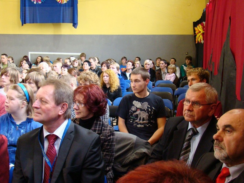 Zdjęcie w galerii na portalu naszwodzislaw.com: Pani dyrektor jak śląska gospodyni wiadomości z regionu