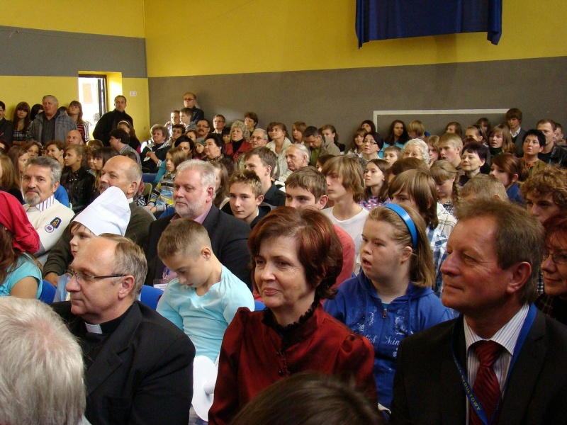 Zdjęcie w galerii na portalu naszwodzislaw.com: Pani dyrektor jak śląska gospodyni wiadomości z regionu