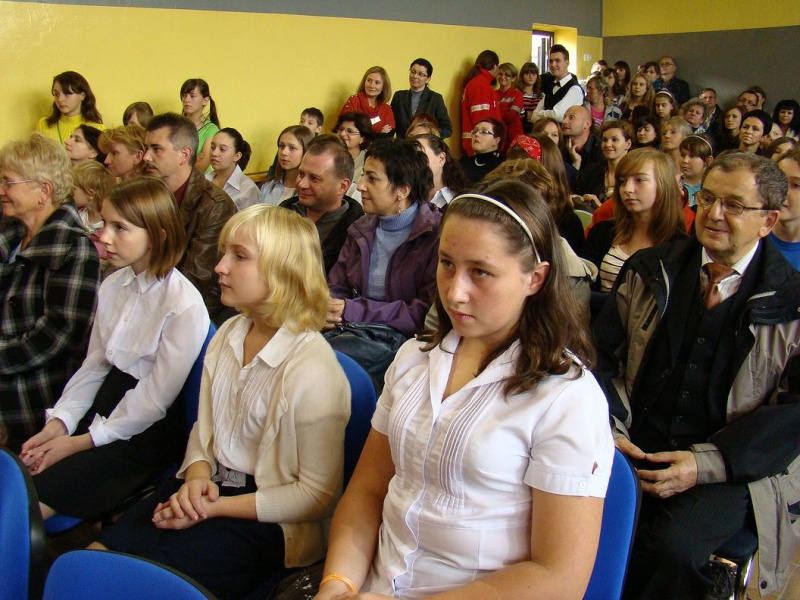 Zdjęcie w galerii na portalu naszwodzislaw.com: Pani dyrektor jak śląska gospodyni wiadomości z regionu