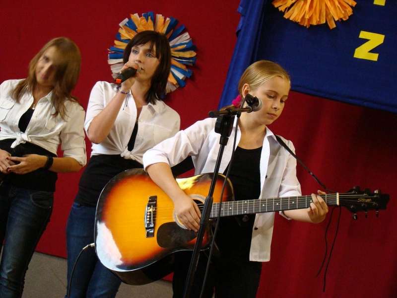 Zdjęcie w galerii na portalu naszwodzislaw.com: Pani dyrektor jak śląska gospodyni wiadomości z regionu