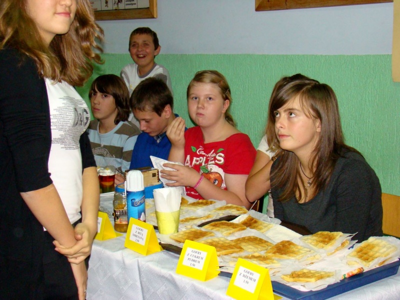 Zdjęcie w galerii na portalu naszwodzislaw.com: Pani dyrektor jak śląska gospodyni wiadomości z regionu