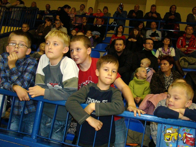 Zdjęcie w galerii na portalu naszwodzislaw.com: Radlin na wysokich obrotach wiadomości z regionu