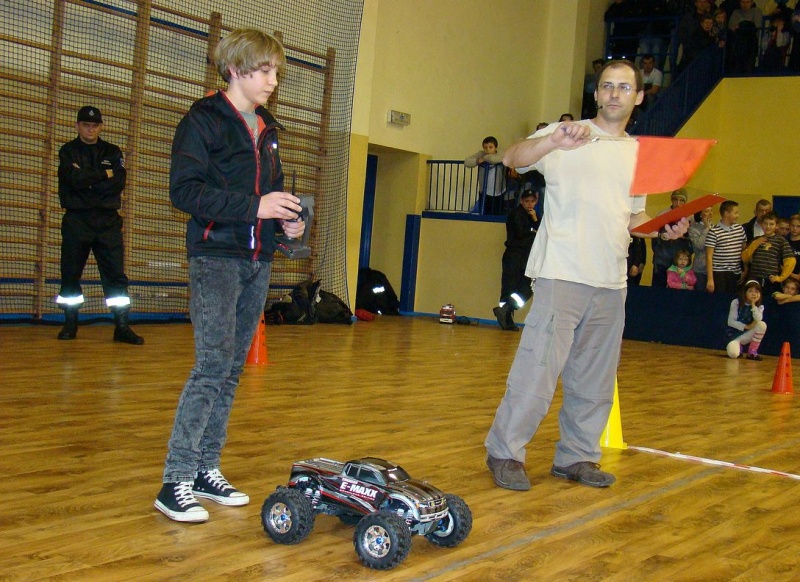 Zdjęcie w galerii na portalu naszwodzislaw.com: Radlin na wysokich obrotach wiadomości z regionu