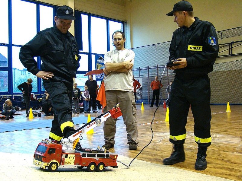 Zdjęcie w galerii na portalu naszwodzislaw.com: Radlin na wysokich obrotach wiadomości z regionu