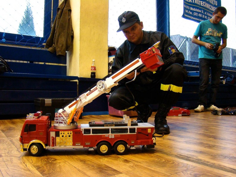 Zdjęcie w galerii na portalu naszwodzislaw.com: Radlin na wysokich obrotach wiadomości z regionu