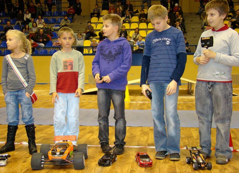 Zdjęcie w galerii na portalu naszwodzislaw.com: Radlin na wysokich obrotach wiadomości z regionu