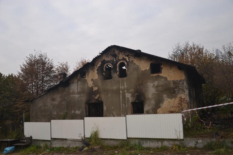 Zdjęcie w galerii na portalu naszwodzislaw.com: W Radlinie płonął budynek przy Hutniczej wiadomości z regionu