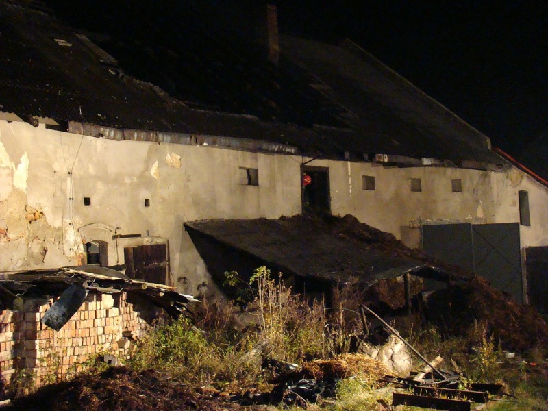 Zdjęcie w galerii na portalu naszwodzislaw.com: Wielki pożar w Krzyżkowicach wiadomości z regionu