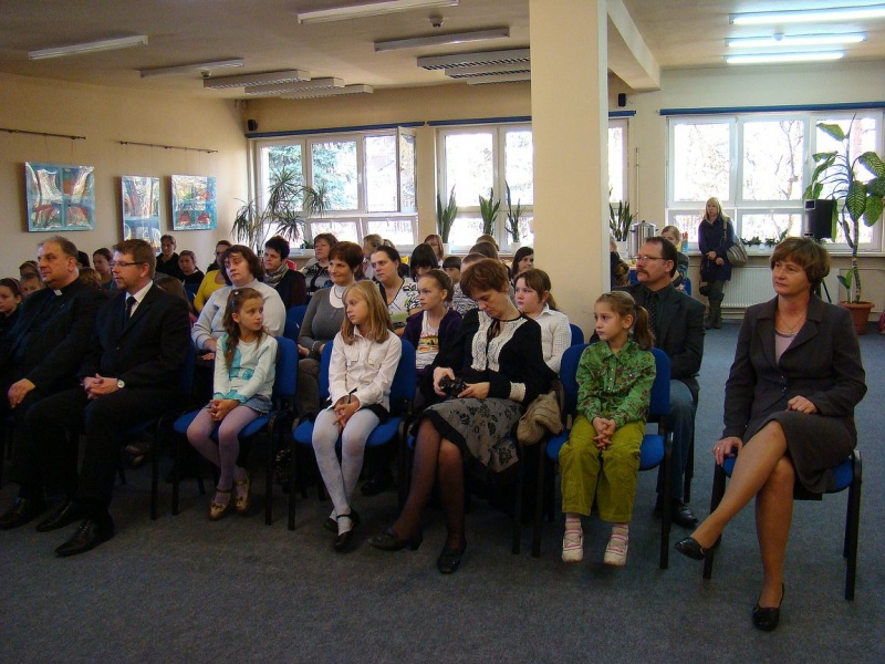 Zdjęcie w galerii na portalu naszwodzislaw.com: Piękna ta nasza świątynia... wiadomości z regionu