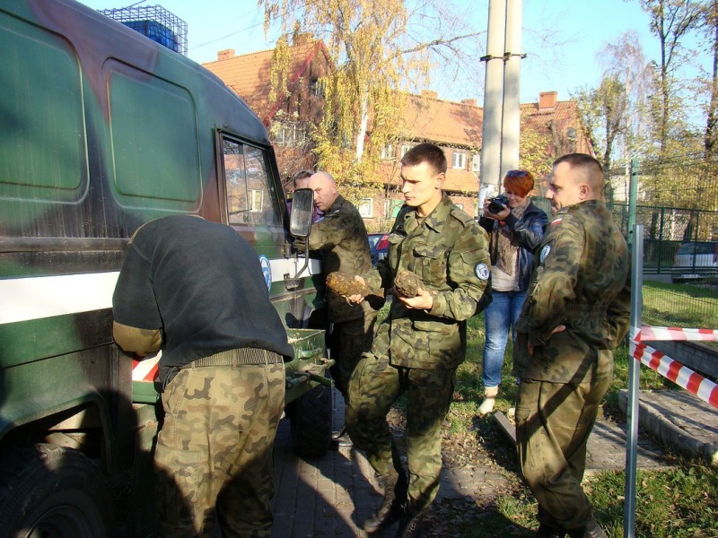 Zdjęcie w galerii na portalu naszwodzislaw.com: Osiem granatów przy KWK Marcel wiadomości z regionu