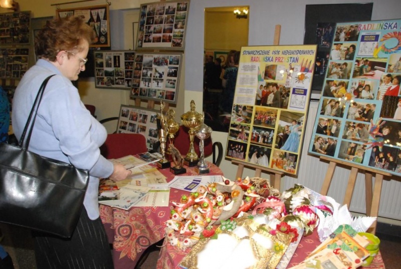 Zdjęcie w galerii na portalu naszwodzislaw.com: Organizacje, Czesi i reggae-wibracje wiadomości z regionu