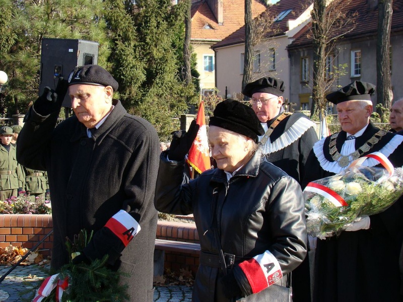 Zdjęcie w galerii na portalu naszwodzislaw.com: Niepodległość przez wszystkie przypadki wiadomości z regionu