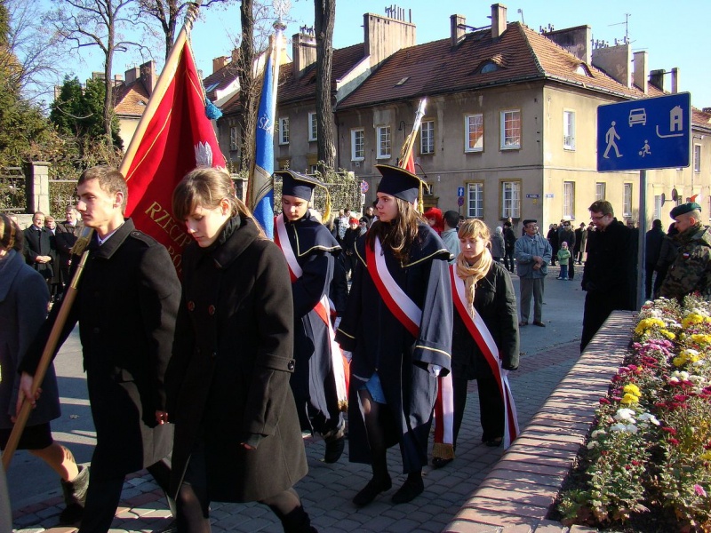 Zdjęcie w galerii na portalu naszwodzislaw.com: Niepodległość przez wszystkie przypadki wiadomości z regionu