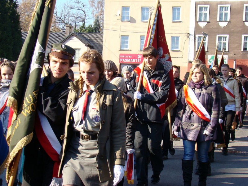 Zdjęcie w galerii na portalu naszwodzislaw.com: Niepodległość przez wszystkie przypadki wiadomości z regionu