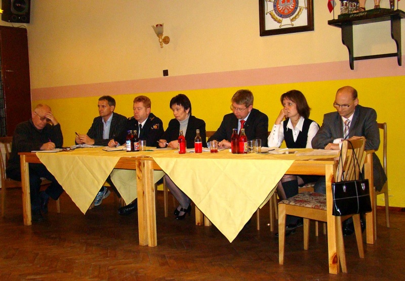 Zdjęcie w galerii na portalu naszwodzislaw.com: W Zawadzie problemów bez liku wiadomości z regionu