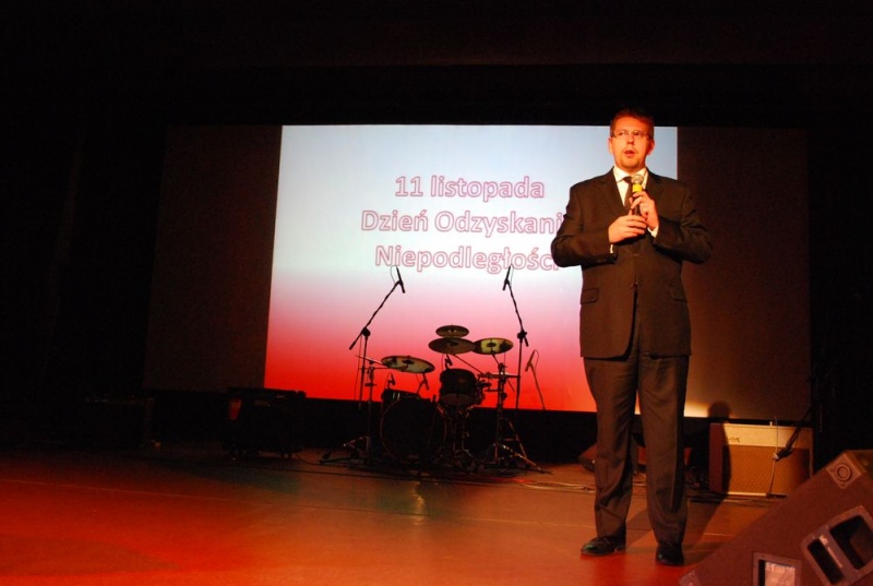 Zdjęcie w galerii na portalu naszwodzislaw.com: Prezydent w roli nauczyciela historii wiadomości z regionu