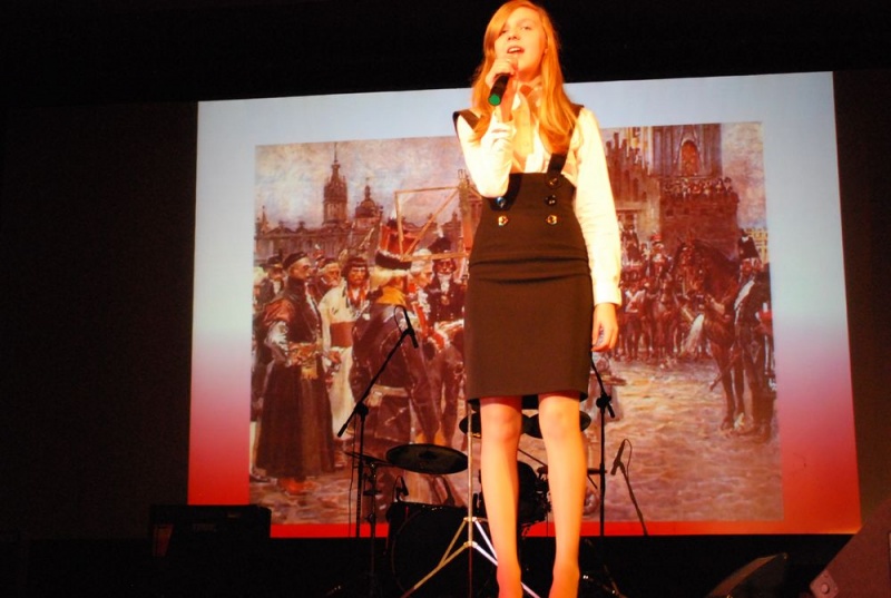 Zdjęcie w galerii na portalu naszwodzislaw.com: Prezydent w roli nauczyciela historii wiadomości z regionu