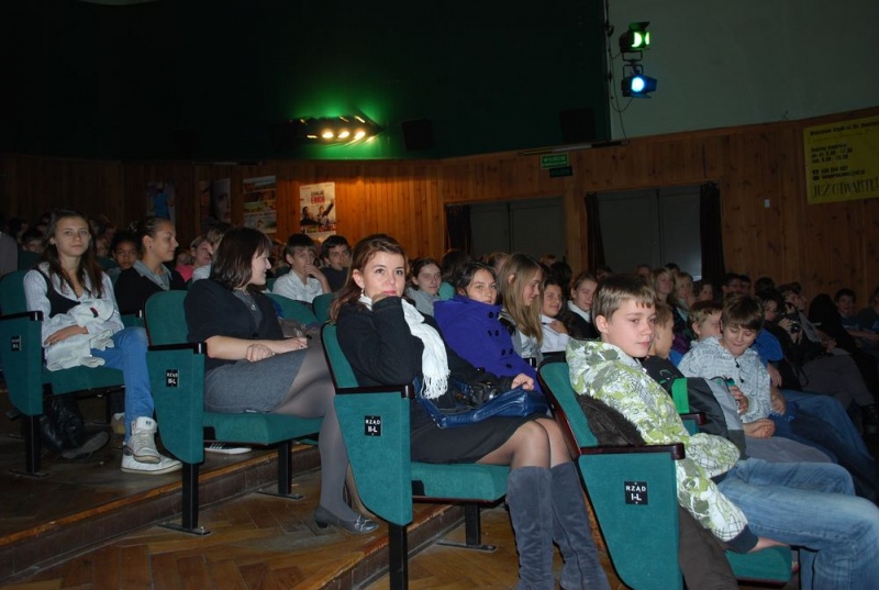 Zdjęcie w galerii na portalu naszwodzislaw.com: Prezydent w roli nauczyciela historii wiadomości z regionu