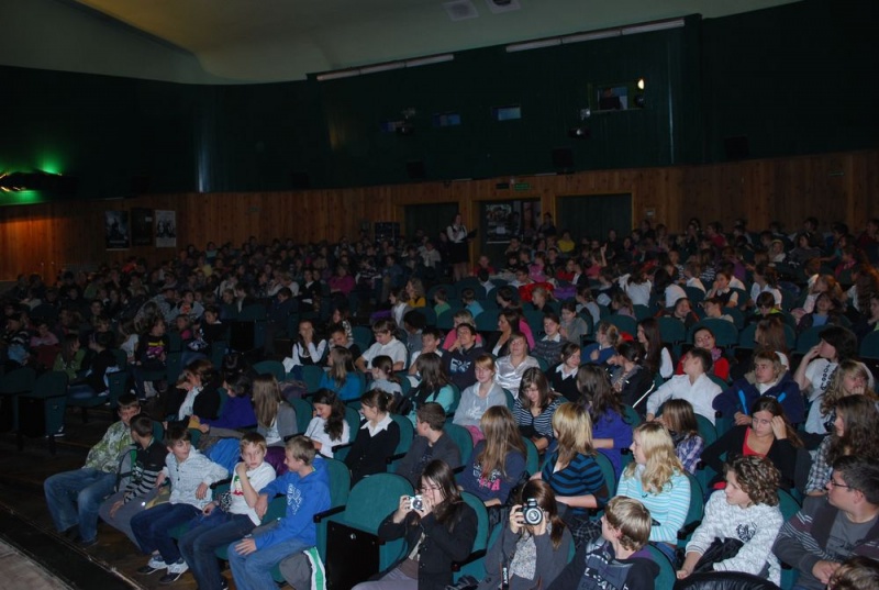 Zdjęcie w galerii na portalu naszwodzislaw.com: Prezydent w roli nauczyciela historii wiadomości z regionu