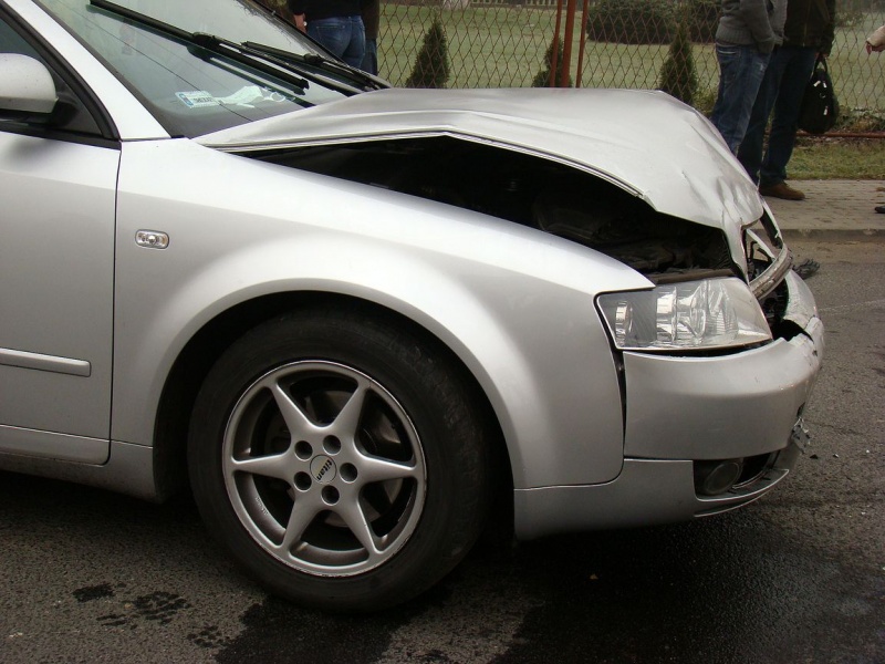 Zdjęcie w galerii na portalu naszwodzislaw.com: Zmęczony zasnął za kierownicą wiadomości z regionu