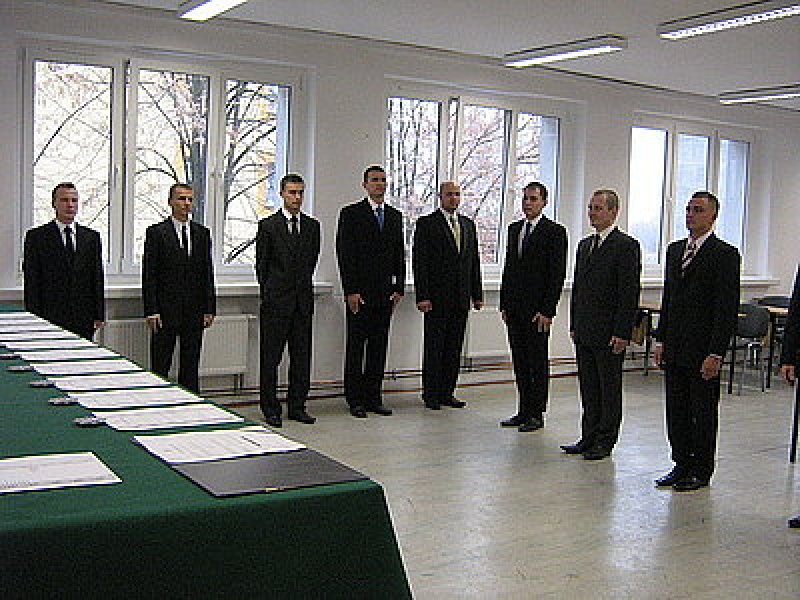 Zdjęcie w galerii na portalu naszwodzislaw.com: Nowi policjanci złożyli ślubowanie wiadomości z regionu