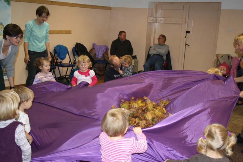 Zdjęcie w galerii na portalu naszwodzislaw.com: Te maluchy są bardzo kreatywne wiadomości z regionu