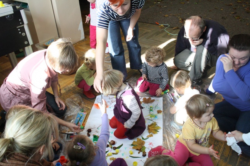 Zdjęcie w galerii na portalu naszwodzislaw.com: Te maluchy są bardzo kreatywne wiadomości z regionu