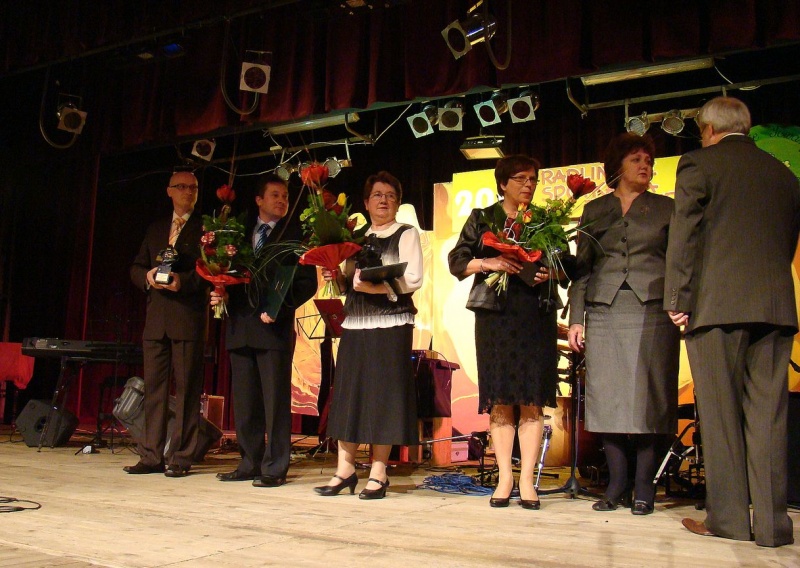 Zdjęcie w galerii na portalu naszwodzislaw.com: Wyróżnienienia Quality rozdane wiadomości z regionu