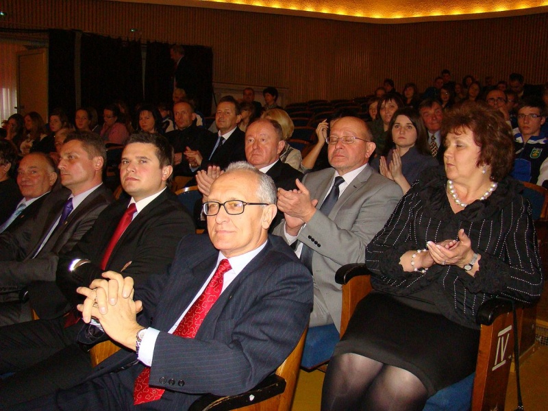 Zdjęcie w galerii na portalu naszwodzislaw.com: Sabina Jeszka na gali szermierzy wiadomości z regionu