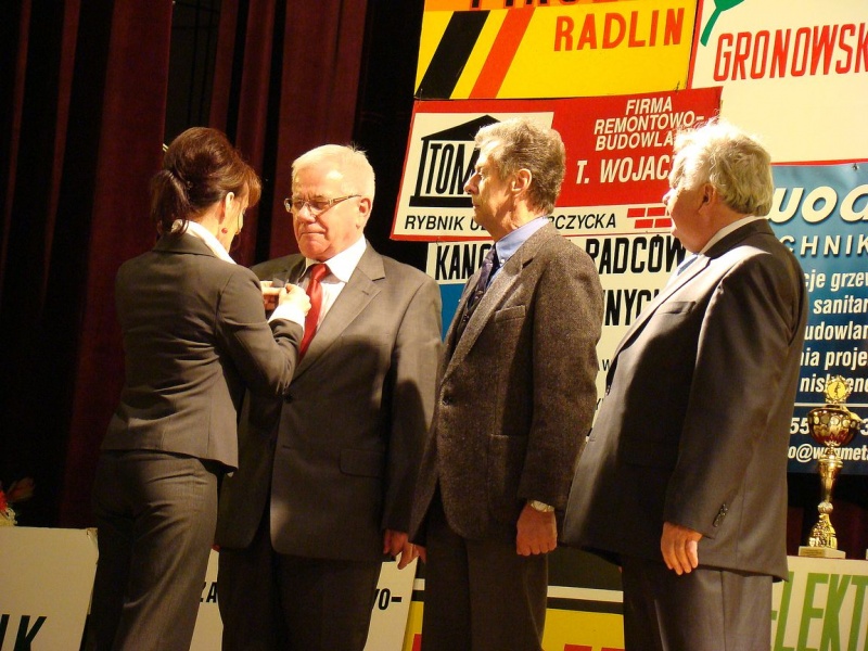 Zdjęcie w galerii na portalu naszwodzislaw.com: Sabina Jeszka na gali szermierzy wiadomości z regionu