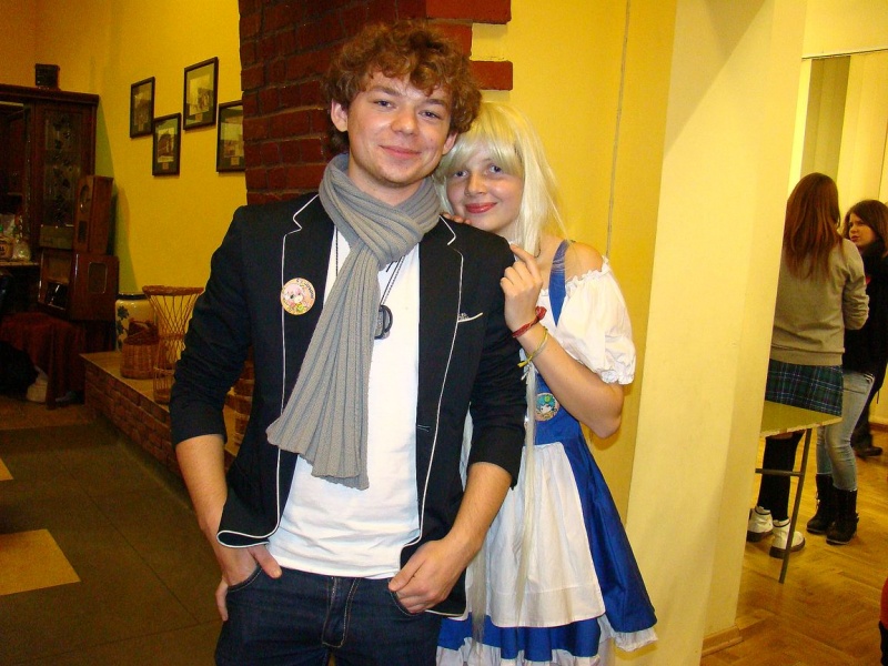 Zdjęcie w galerii na portalu naszwodzislaw.com: Brat pożyczył na perukę wiadomości z regionu