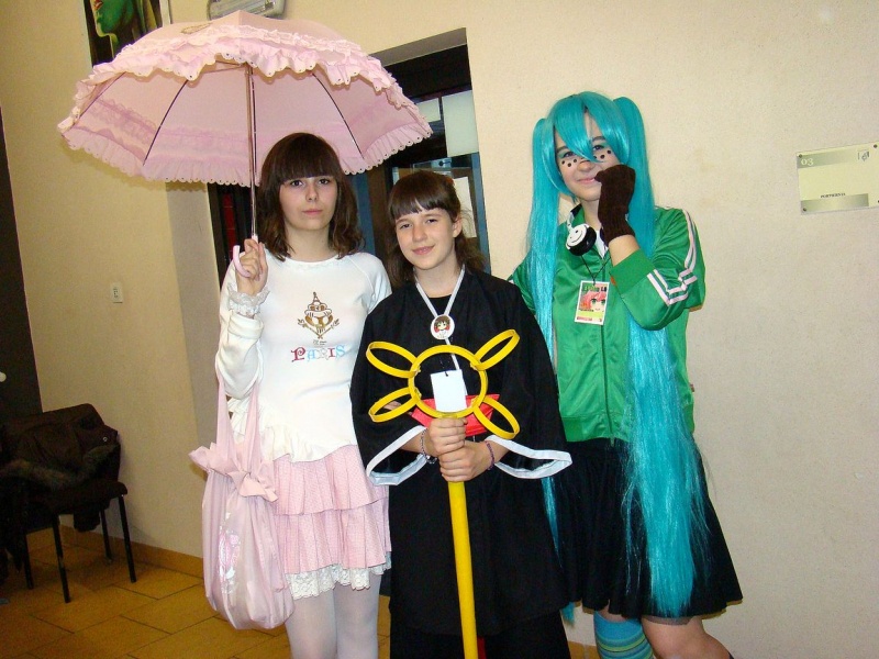 Zdjęcie w galerii na portalu naszwodzislaw.com: Brat pożyczył na perukę wiadomości z regionu